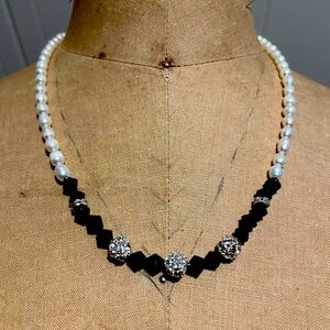 Stunning Black and White Necklace with FWP Pearls and Beads